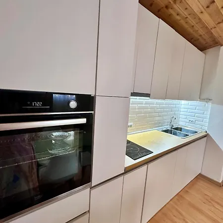 Apartment Soer - Center, Veranda & Comfort Tirana